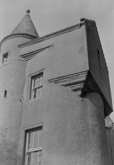 Detail of caphouse corbelling, Colliston Castle.