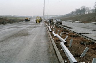 M8, Monklands Motorway
Frame 20: General view looking WNW away from J9 and towards Wardie Road Bridge. Card 44.
