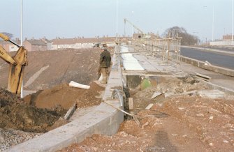 M8, Monklands Motorway
Frame 23A: General view of Easterhouse Road motorway bridge deck, looking N. Card 53.
