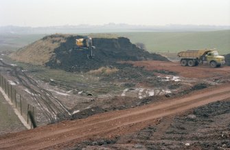 M8, Monklands Motorway, Section between Wardie Road Bridge and Junction 9
Frame 4: Panoramic view of top-soil stockpile SE of Wardie Road Bridge.