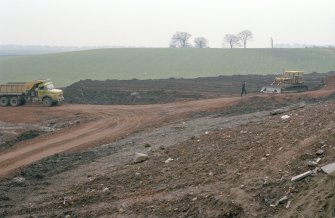 M8, Monklands Motorway, Section between Wardie Road Bridge and Junction 9
Frame 5: Panoramic view of top-soil stockpile SE of Wardie Road Bridge.