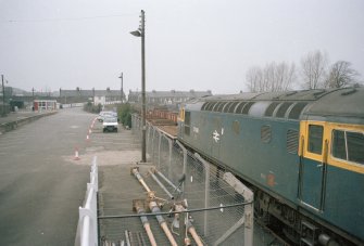 Polmont to Stirling Railway, Skeoch, Railway Bridge
General view of train