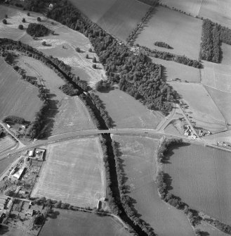 Oblique aerial view of Finavon Roman temporary camp.