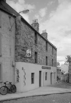 View of the Railway Tavern, High Street, Anstruther Wester.
