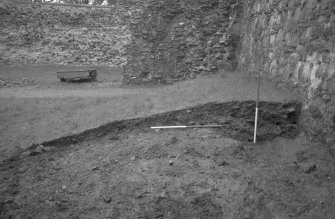 Inverlochy Castle
Frame 5 - The east section of the main trench
