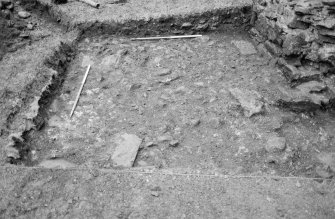 Inverlochy Castle
Frame 11 - South end of seagate trench, showing F706/F707; from east
