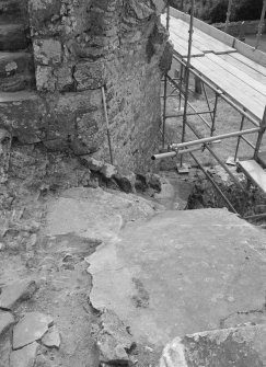 Kinloss Abbey
Excavation, July 1995
Film 1
Frame 18 - Steps leading down from north apartment and area to north of them - from north