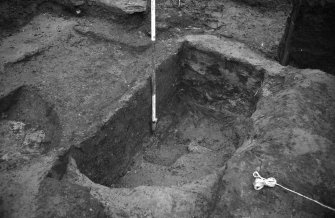 Excavation photograph : pit 17, fills 15, 26, looking north-west.