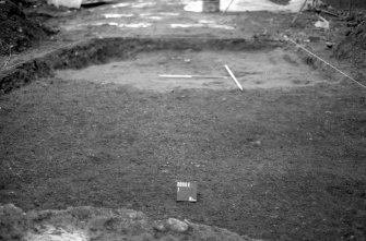 Excavation photograph : sand and gravel patch, looking west.
