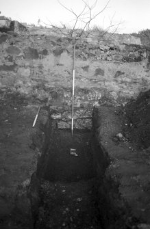 Excavation photograph : trench F, "burgh wall" and natural gravel, looking north.