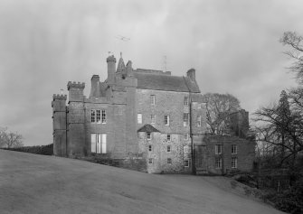 General view of Aldbar Castle.