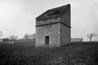 View of Pitdinnie dovecot from SE.
