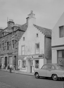 View of 47 Shore Street, Anstruther Easter, from S, showing the Gift Shop.