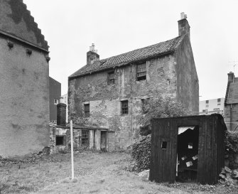 View of 21 Fitzroy Street, Dysart, from S.