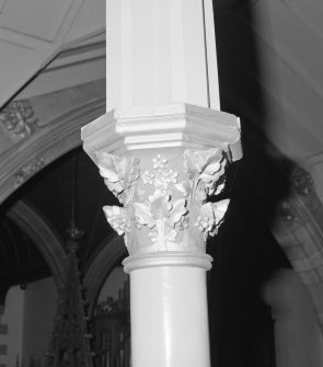 Alloa, Bedford Place, Alloa West Church, interior detail of column head.