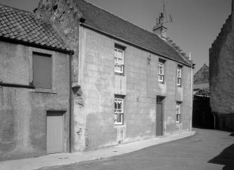 View of street elevation of Wynd House, Anstruther Easter.