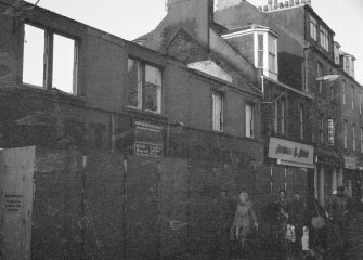 Excavation photograph: location shot
General view from SE showing High Street front

