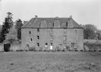 General view of Wedderlie House from S.