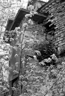 Detail of masonry, Spottiswoode dovecot.