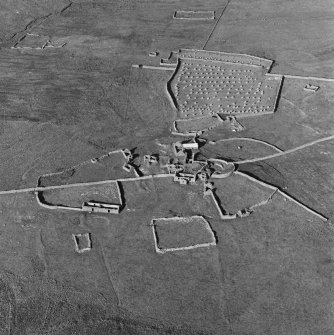 Oblique aerial view of Clumlie broch and township.