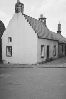 Fife, Falkland. View of The Haven, Back Wynd.