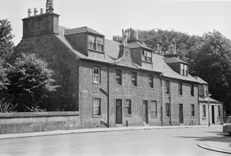 General view of 3, 5 and 7 Campbell Street, Johnstone, from NW.