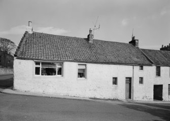 View of 10 West Port and 2 Townhead, Dysart, from SW.