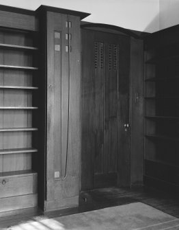 Hill House, interior
View of end-cupboard and doorway, Library