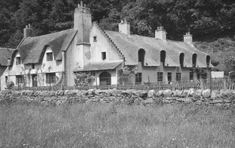 General view of Kirkton cottages, Fortingall.