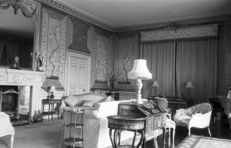Interior.
View of sitting room.