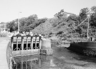 General view of sluices.