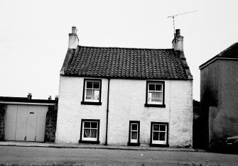 Ritchie Cottage, Links Road.
View from North.