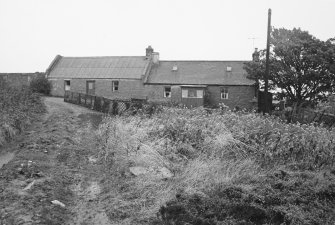 Aberdeen, 14 and 17 Burnbanks.
General view.