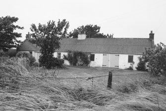 Aberdeen, 18 and 19 Burnbanks.
General view.