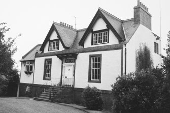 Aberdeen, Bieldside House, Gatepiers and Railings.
General view from North-West.