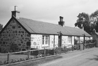 Gardener's cottage, Jubilee Cottage
General view