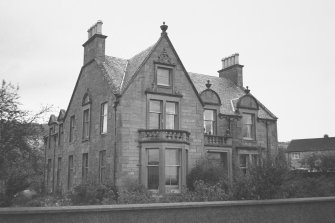 Manse, 25 Castle Street.
General view.