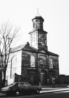 Edinburgh, Bellfield Street, Portobello Old and Regent Street Parish Church.
View of East front.