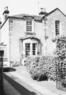 11 Greenhill Gardens.
View of street front from East.