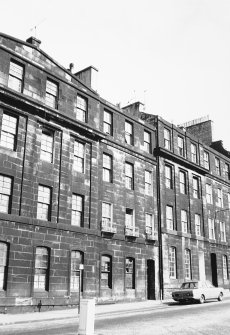 Edinburgh, 2 and 3 Gardner's Crescent.
General view of frontage.