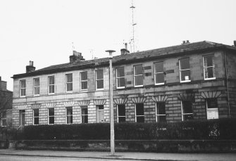 Edinburgh, 12, 13, 14 East Brighton Crescent.
View from West.