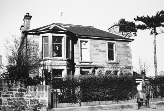 Edinburgh, 372 Ferry Road, Dunkeld Lodge.
General view from South.