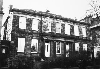 View of the frontages of No.s 5 and 6 Inverleith Row.