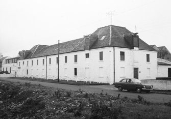 Bruichladdich Distillery, Islay.
General view from North.