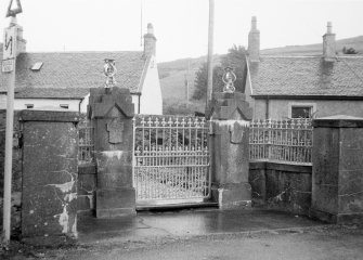 Kilcalmonell Free Church.
View of gate.