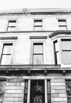 Glasgow, 8 Crown Gardens.
Detail of facade.