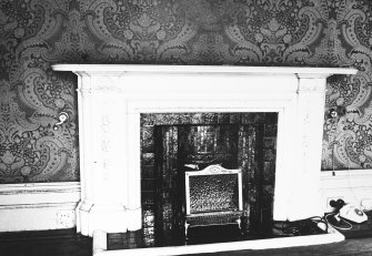 Glasgow, 6 Rowan Road, Craigie Hall, interior.
View of small second fireplace in drawing room.