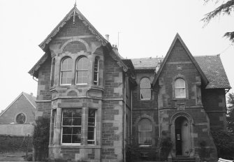 Auchterarder, Montrose Road, Drumcharry House
General view of front facade.