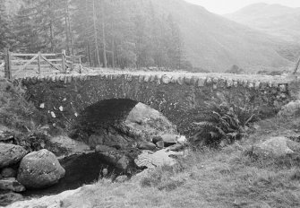 Newton Burn Bridge.
General view.