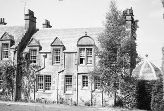 Balhomie House.
View of Balhomie House.
